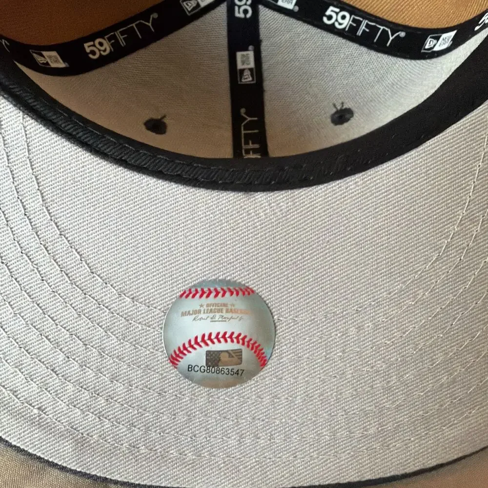 New Era 59FIFTY Milwaukee Brewers Fitted Hat MLB Brown/Black Size 7 1/4